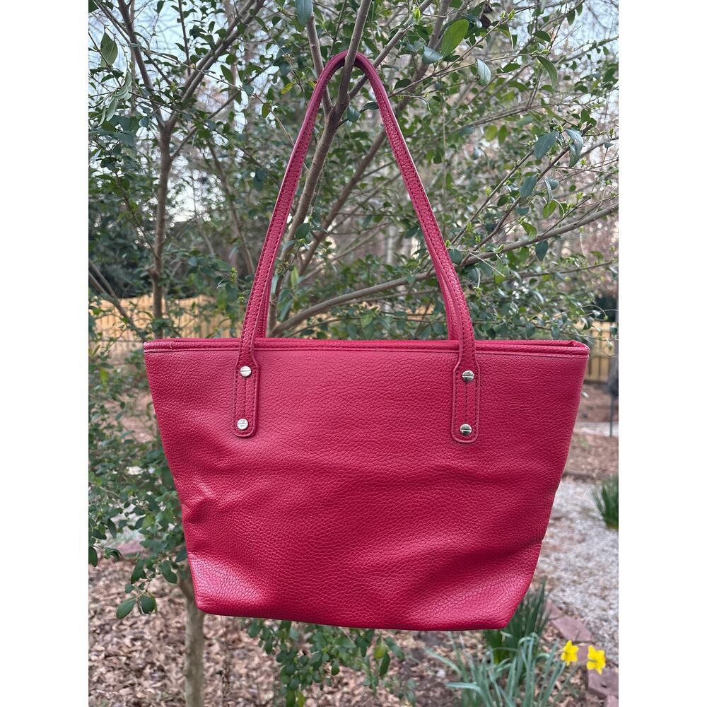 Nine West Cherry Red Leather Shoulder Purse Tote With Lock EUC​ - Picture 2 of 9